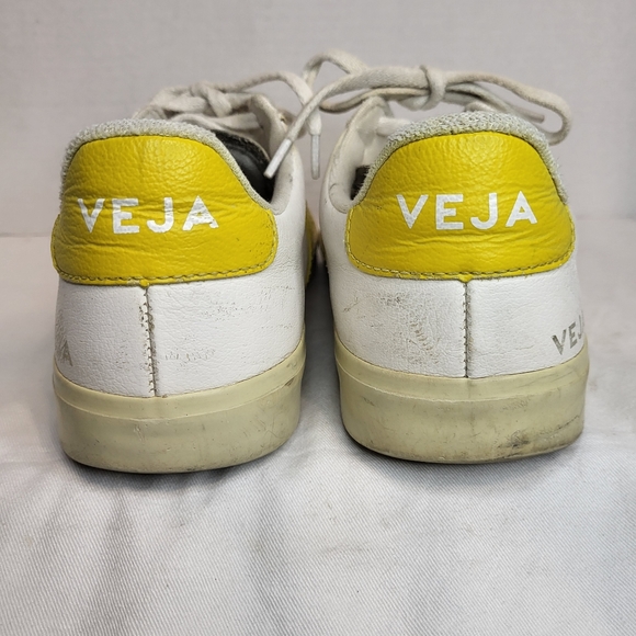 Veja campo white with yellow trim lace up rubber sole size 9 - Picture 4 of 15